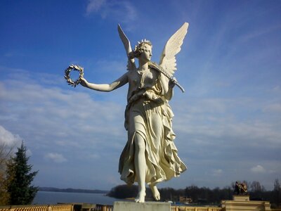 Angel statue stone statue
