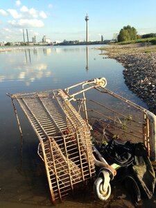 Shopping cart flotsam and jetsam düsseldorf