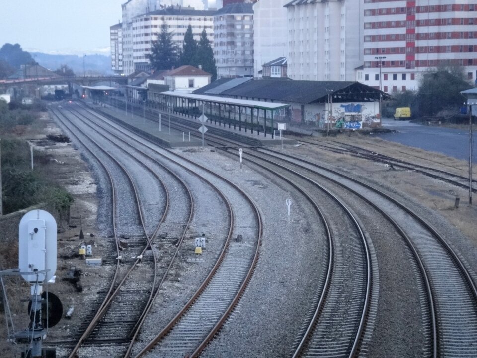 Train station vias railway