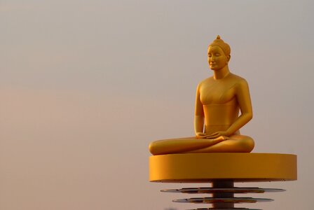 Wat phra dhammakaya temple photo