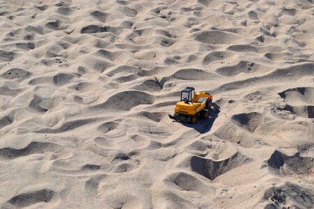 Toy sand dig sand