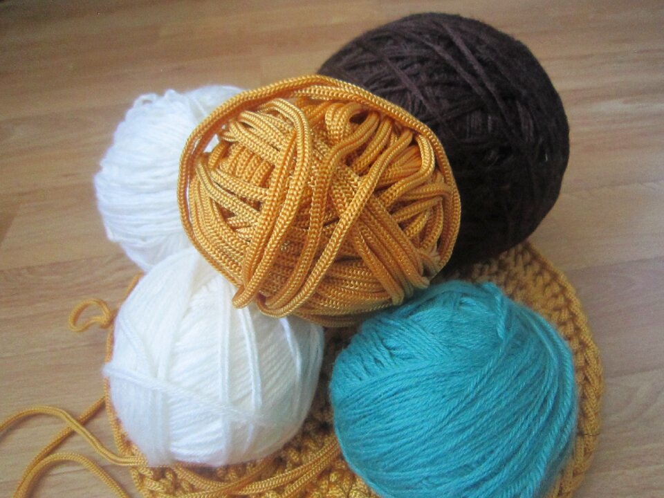 Knitting tangle acrylic