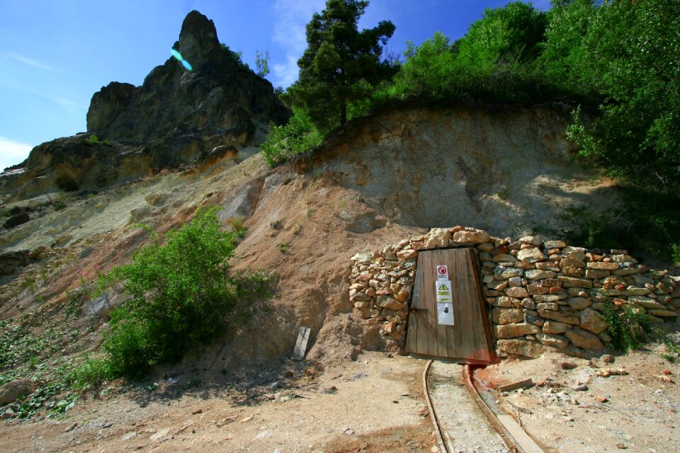 Underground rail railroad
