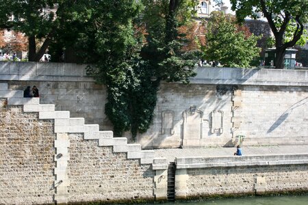 Paris steps ladder