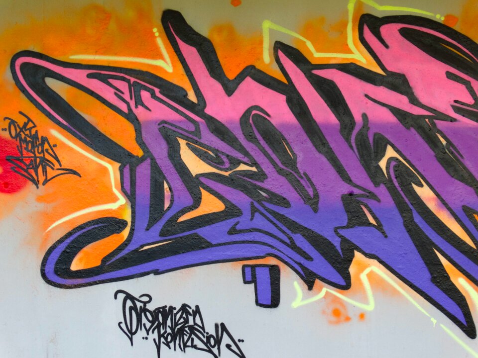 Decorative spray art