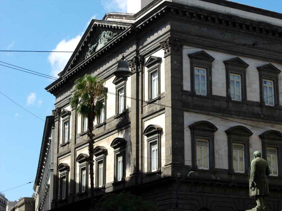 University federico ii straight corso umberto