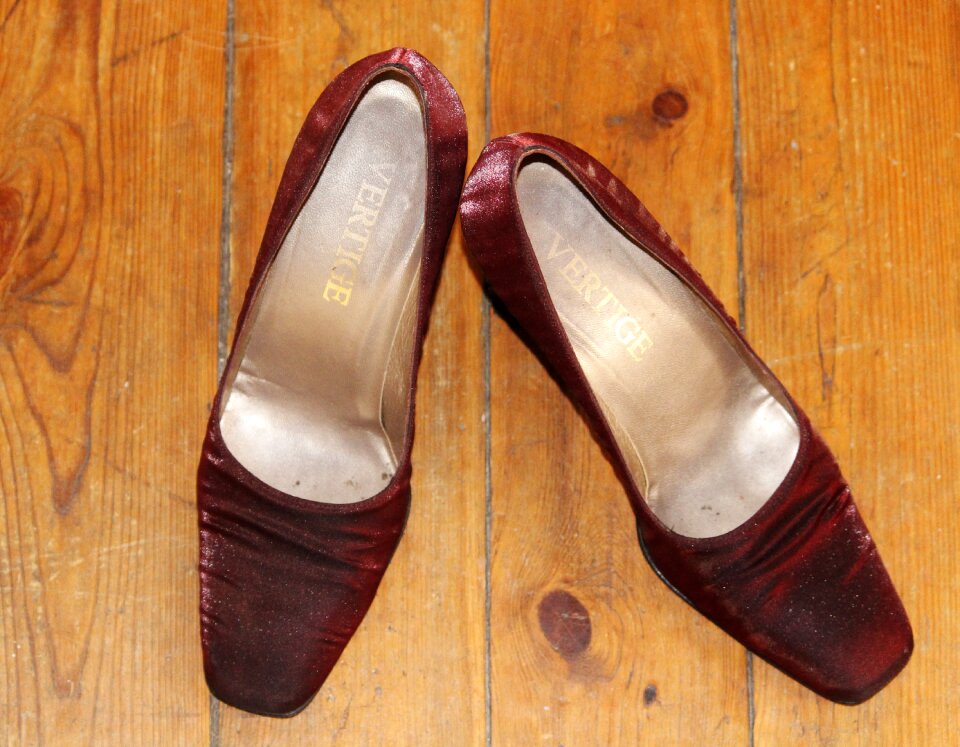 Women's shoes red high quality