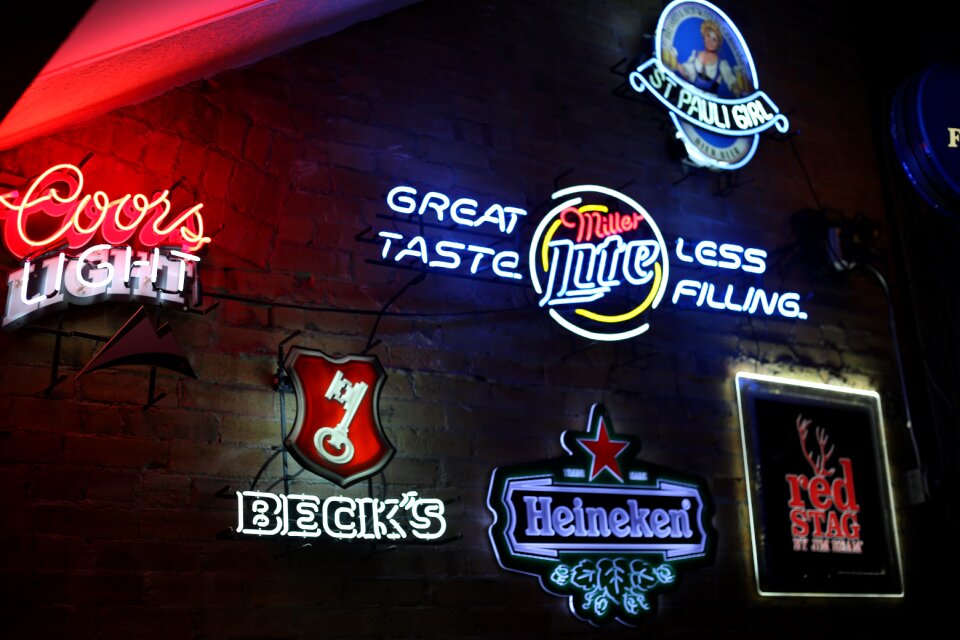 Miller lite colors light