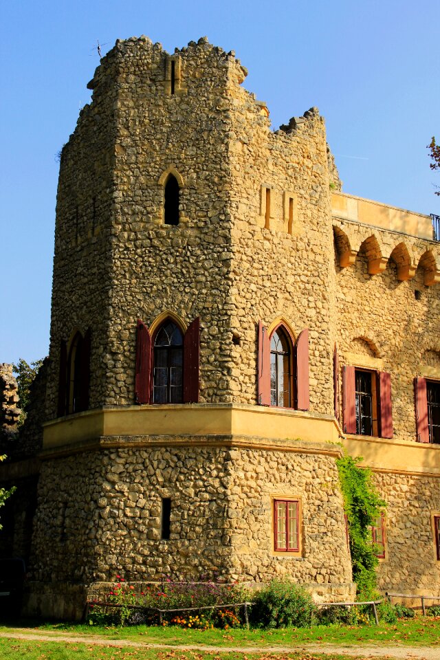 Tower ruins things to do