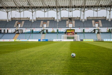 The pitch grass game