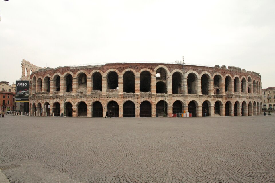 Piazza art history