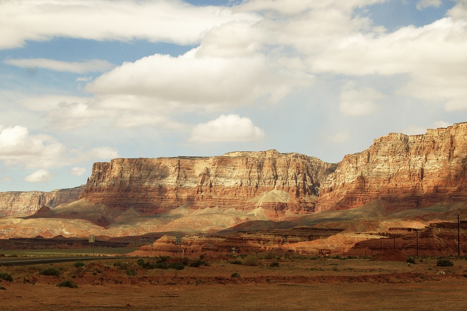 Red rocks mountain photo