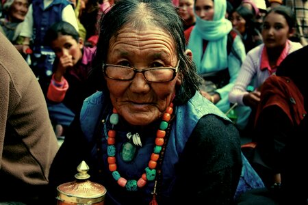 India tibet wrinkle