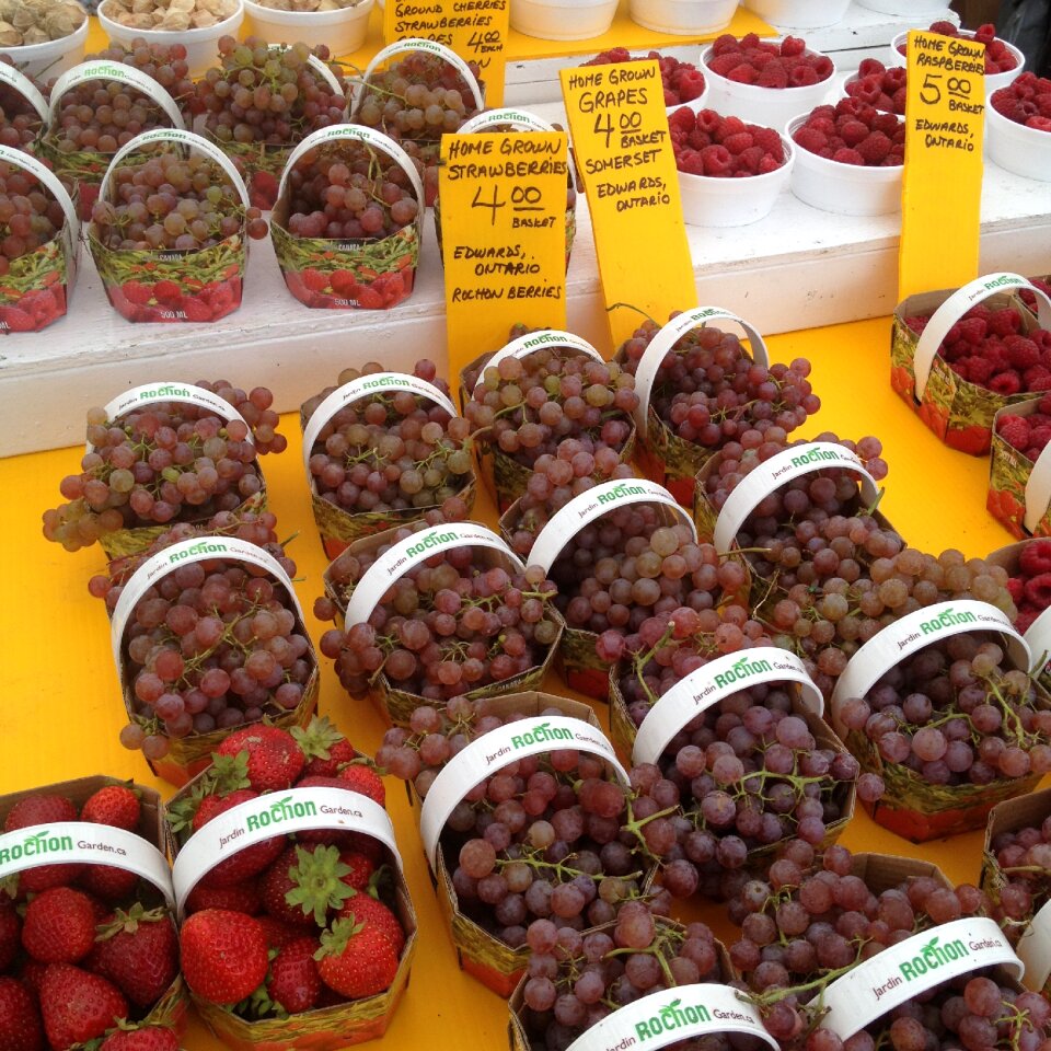 Fruit market