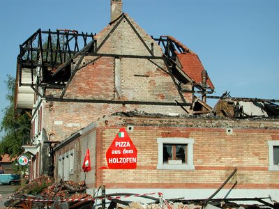 Pizzeria ruin destroyed photo