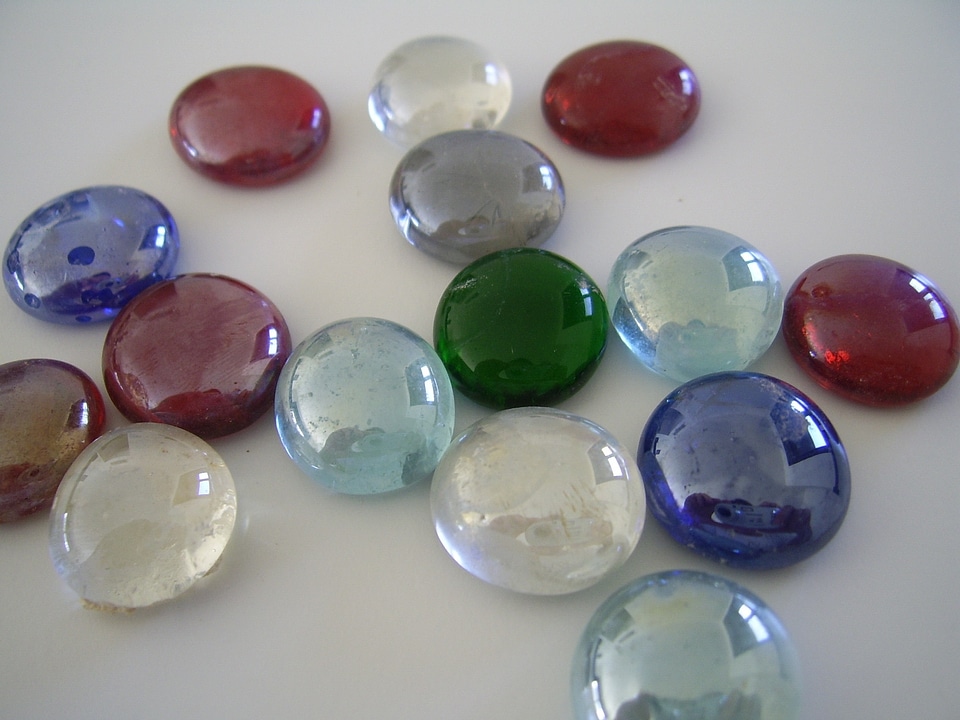 Shiny marbles design