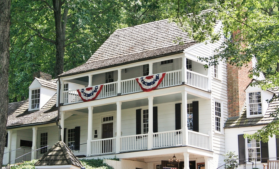 Mansion guest house bunting