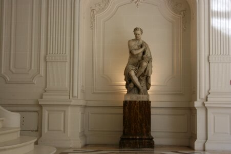 Julius caesar roman emperor sculpture