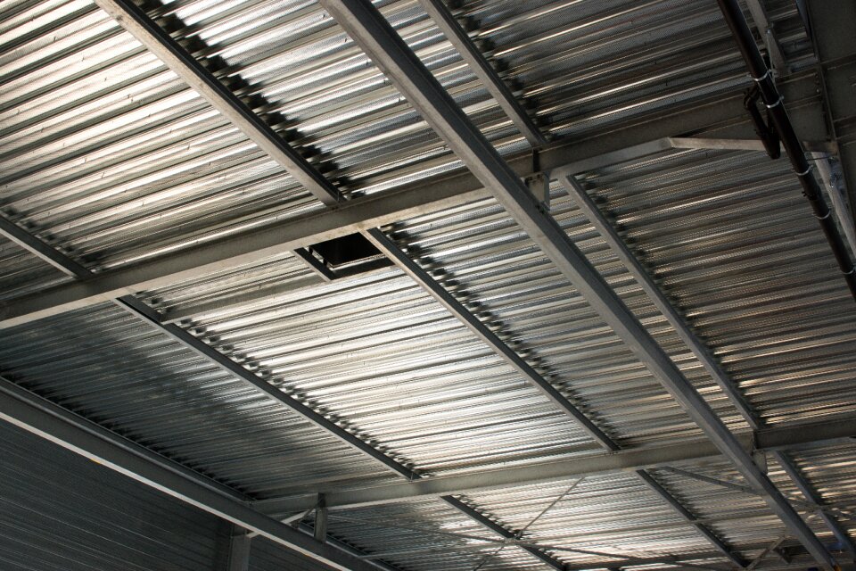 Siding steel hall
