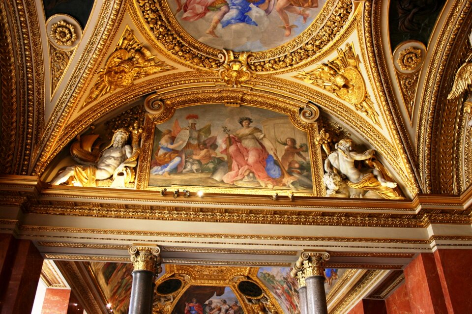 Decorated ceiling ceiling gold