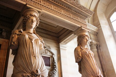 Caryatids sculpture louvre