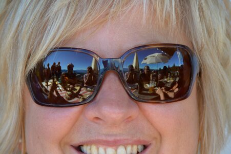 Face smile glasses