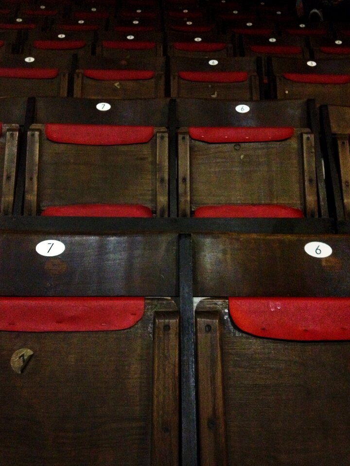 Concert seat chairs