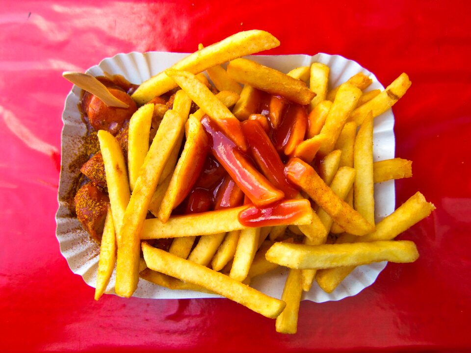 Ketchup eat fast food