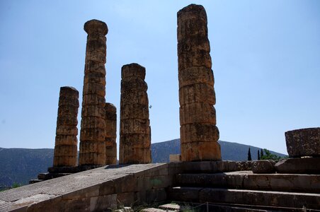 Delphi greece excavations