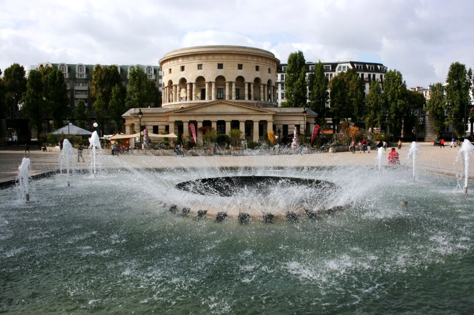 Bassin de la villette paris rotonde