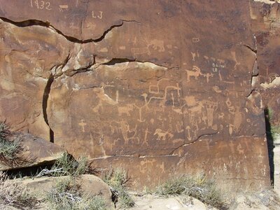 Utah rock art desert