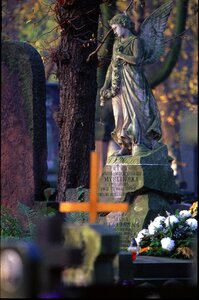 Sculpture graves the tomb of