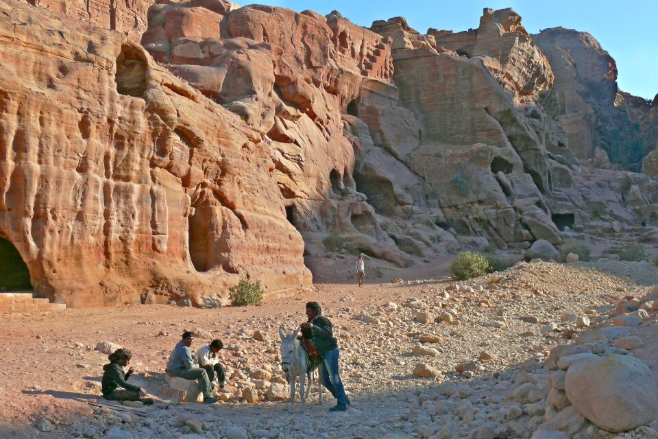 Culture archeology caves