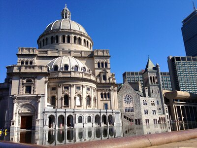 Landmark city architecture