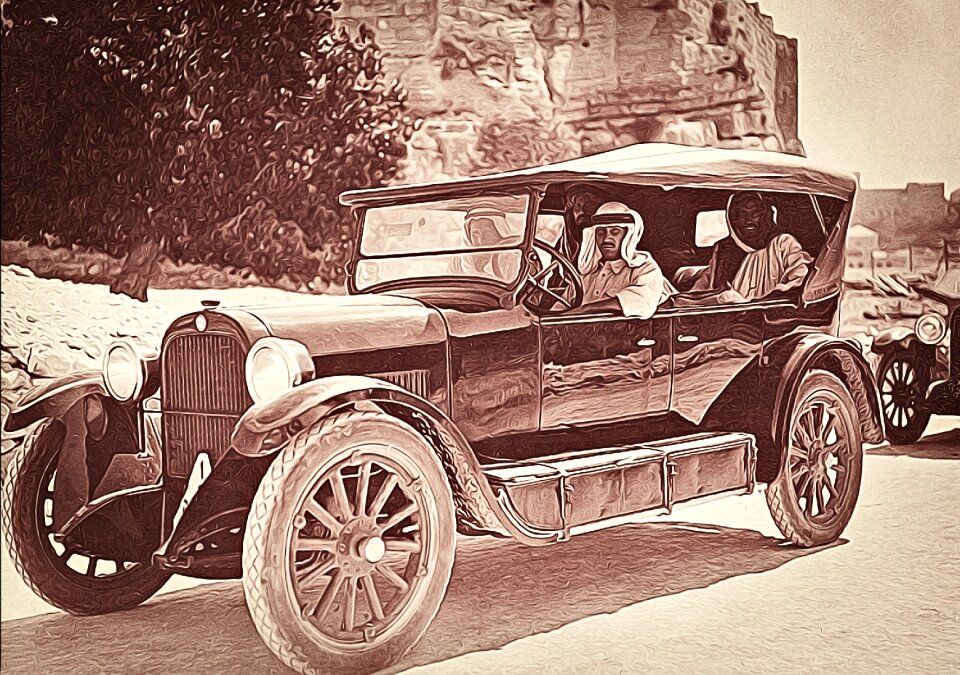 Arabs desert classic car