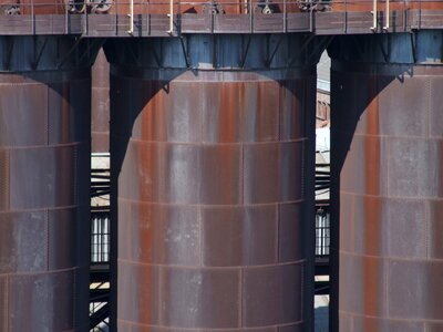 Rust silos industry