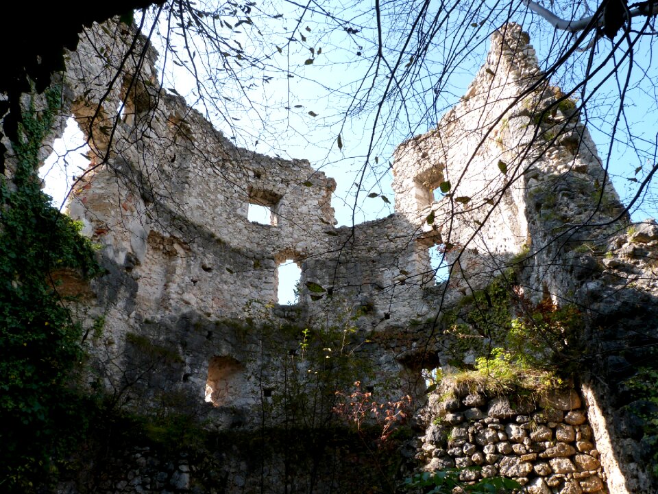 Tower stone construction