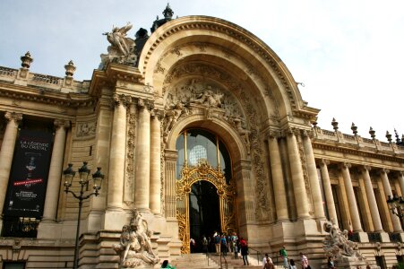 Paris petit palais france photo