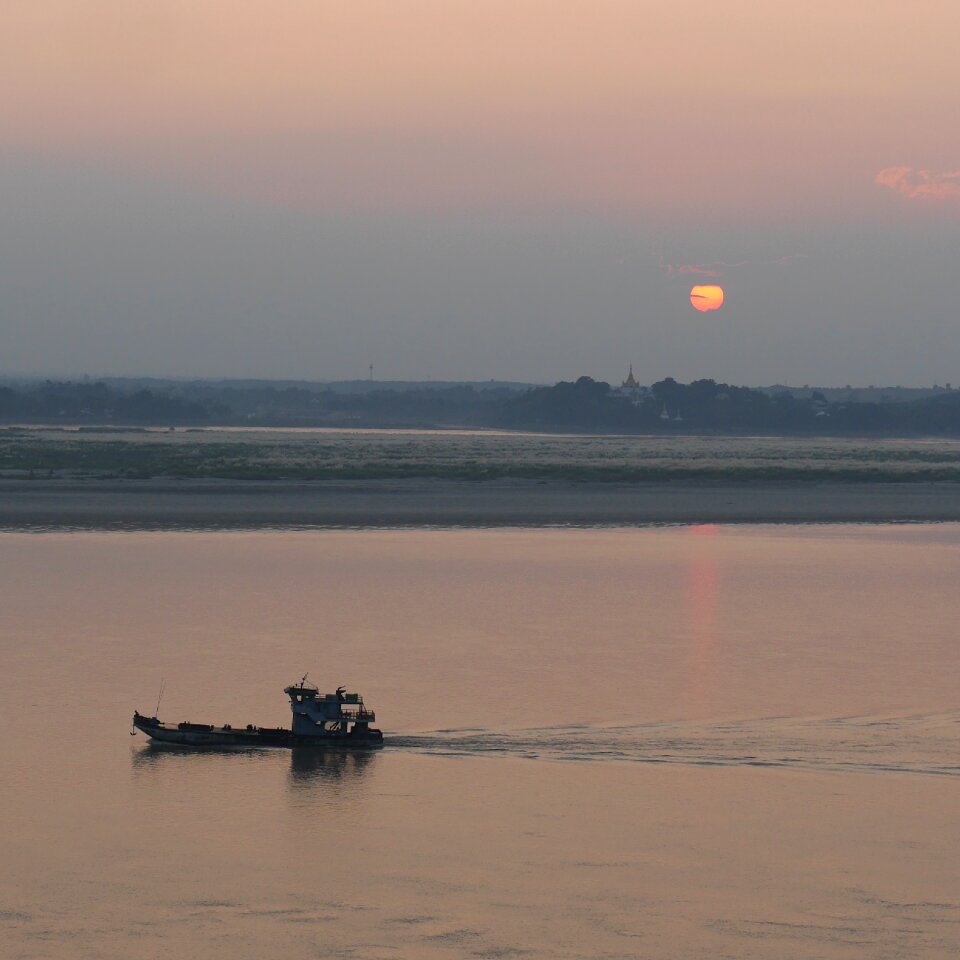 Boat mood rest