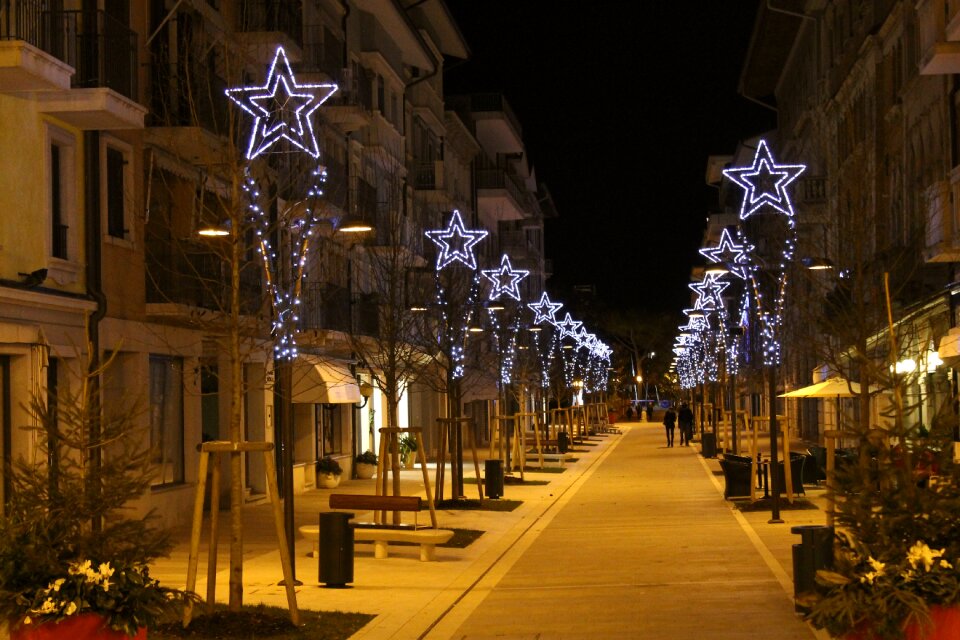 City star festive decorations
