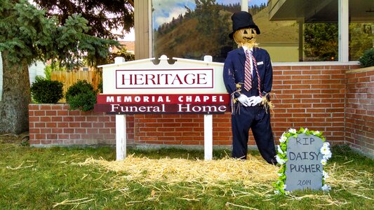 Autumn funeral director halloween
