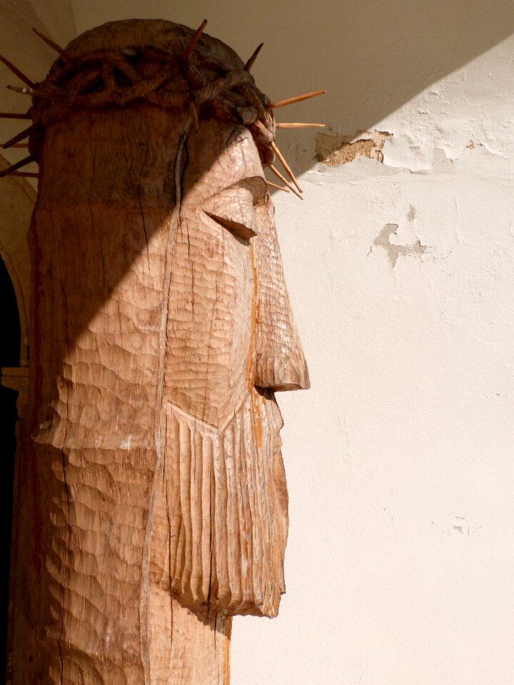 Sculpture profile head