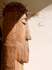 Sculpture profile head
