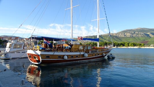 Port dalmatia boat photo