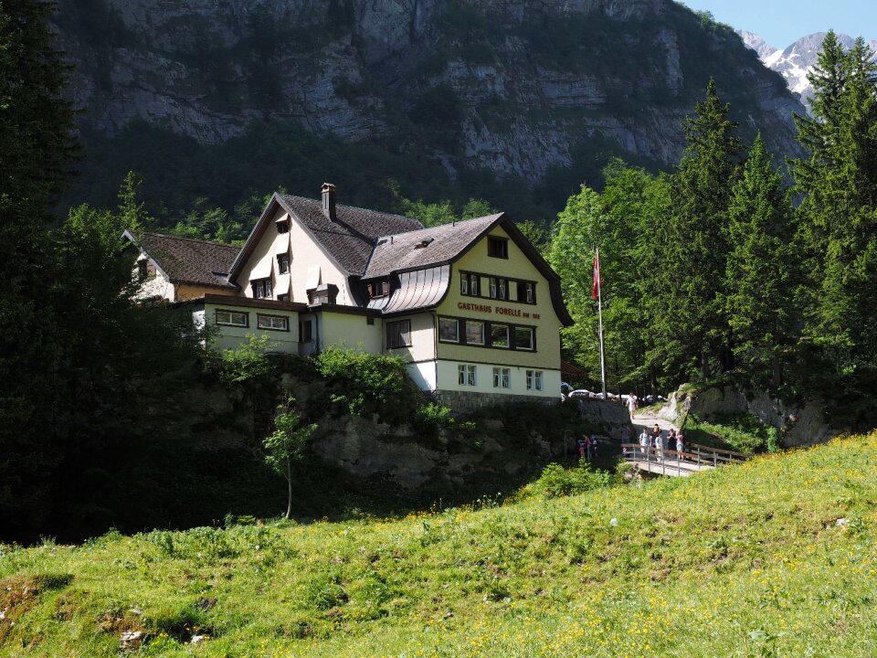 Alpine säntis mountain hut