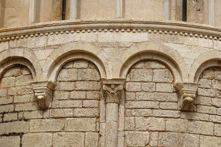 Zadar monastery portal