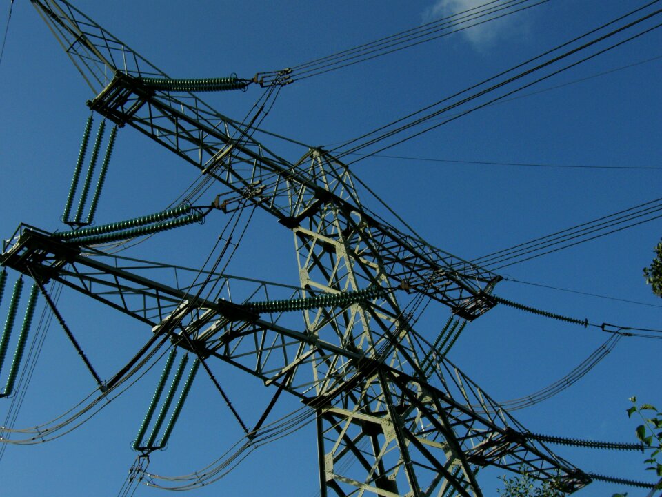 Pylon high voltage electricity