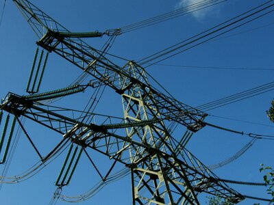 Pylon high voltage electricity