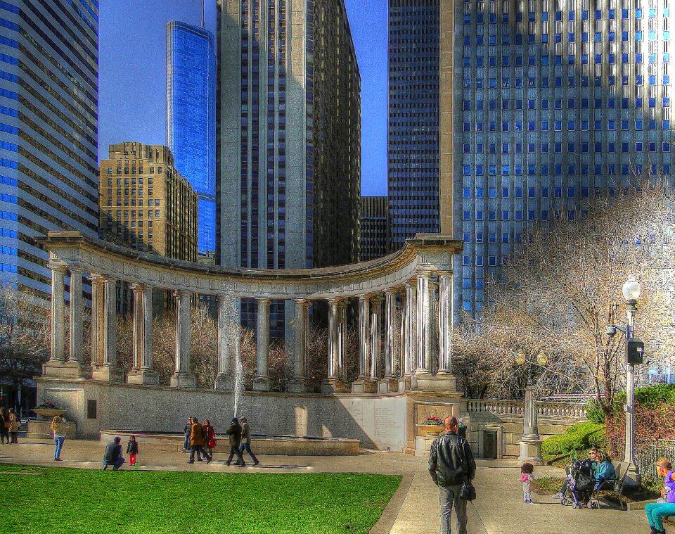 Monument city architecture