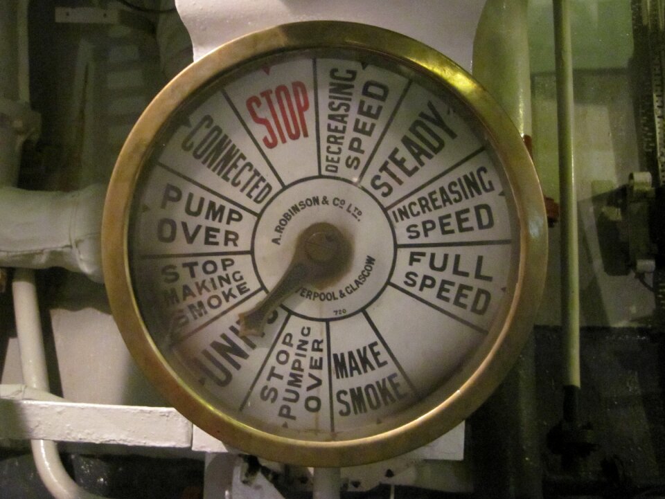 Engine shipping power